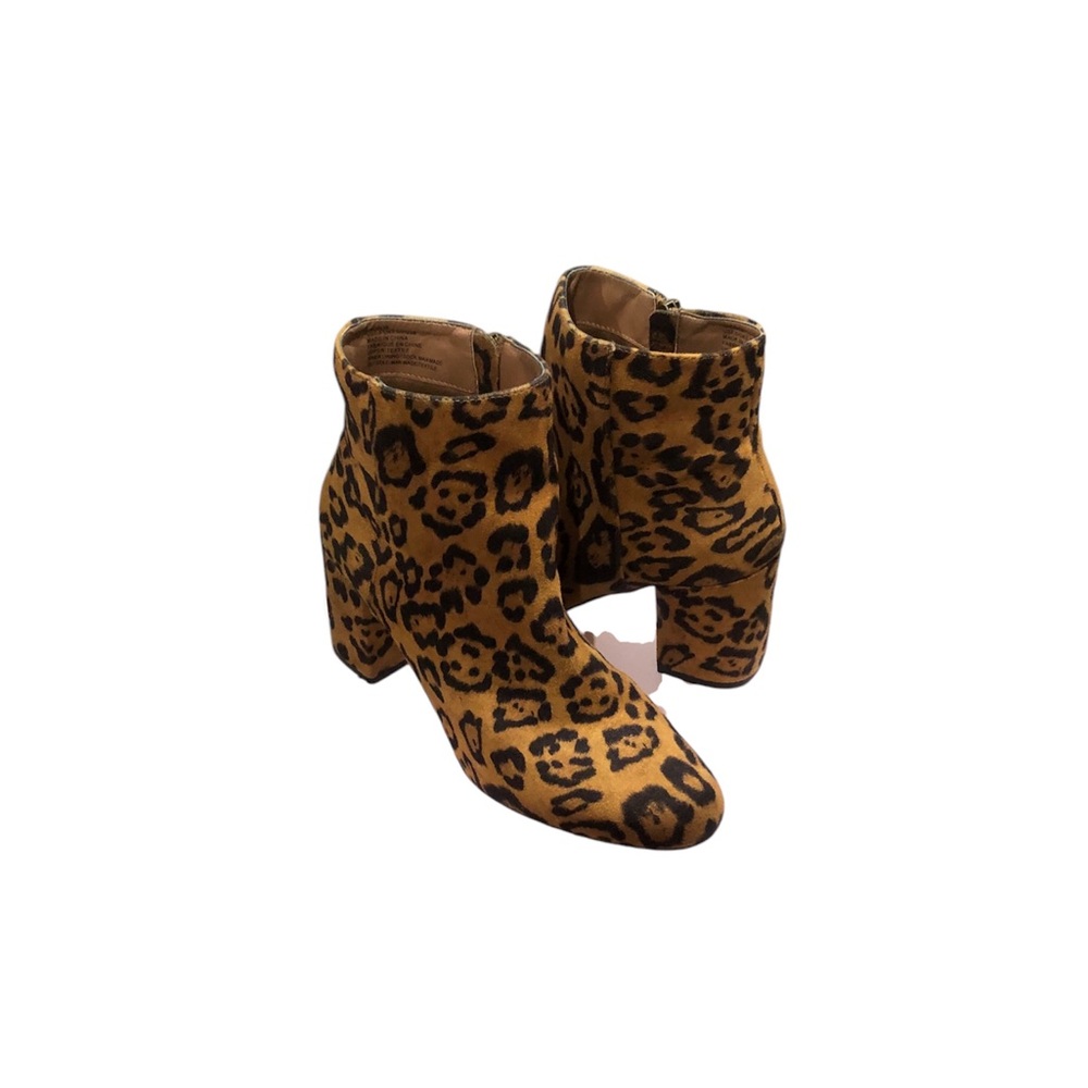 JUST FAB leopard 🐆 print booties
